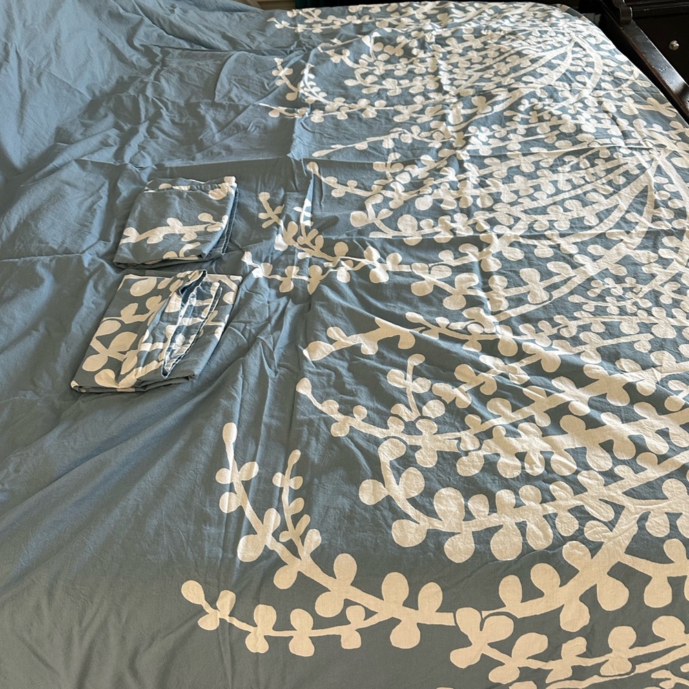 Excellent condition Long Size Duvet Set